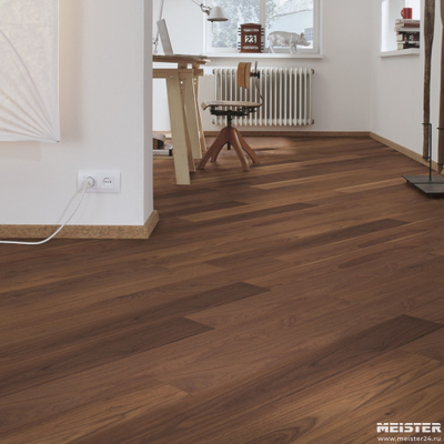 Паркетная доска Meister PS 300 Residence Орех американский 8044 в интерьере