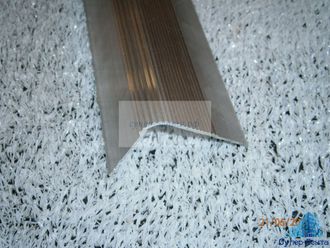 АЛЮМИНИЕВЫЙ УГЛОВОЙ ПОРОГ, 54 х 42 мм , 3 м.