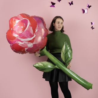 Роза гигант с гелием