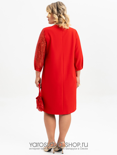 Шикарное нарядное платье с ассиметричными рукавами в красном цвете