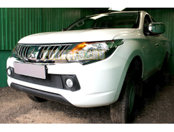 Защита радиатора Mitsubishi L200 V 2015-2019 black PREMIUM