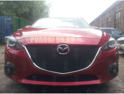 Защита радиатора Mazda 3 2013-2016 black верх (без рамки)