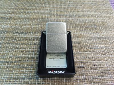 Зажигалка бензиновая Zippo Antique 121FB серебристая