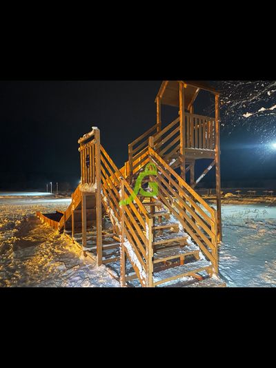 Зимняя горка "IgraGrad Snow Fox 12 м" с двумя скатами и выкатом 8 м