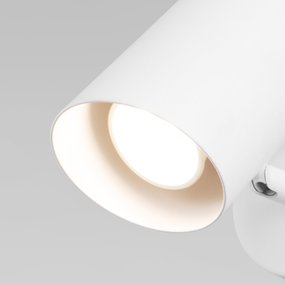 Настенный светильник 70147/1 белый