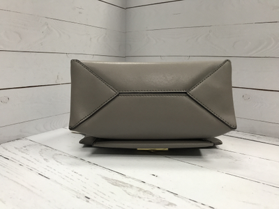 сумка серая майкл корс с цепочкой