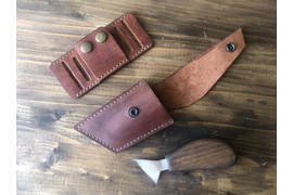 Ножны для ножа с универсальным подвесом на пояс