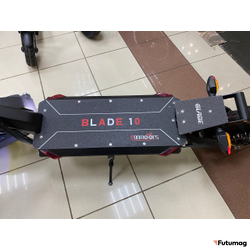 ЭЛЕКТРОСАМОКАТ BLADE 10