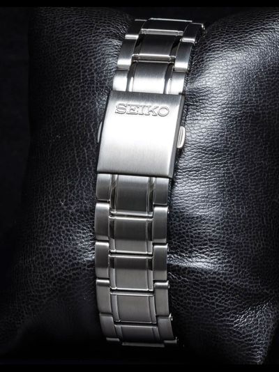 Наручные часы Seiko SUR525P1