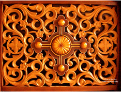 резной экран для батареи,панно для бани,мебели,панно для элементов лестниц,резьба по дереву на заказ