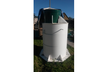 Пластиковый кессон для скважины