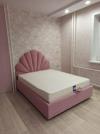 Кровать "Ксю" пыльно-розового цвета