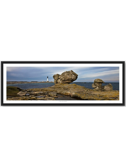 Постер Остров Сен "L'Ile de Sein" Филиппа Плиссона Art Boat/OE 339.01.689N 33x95см в черной рамке