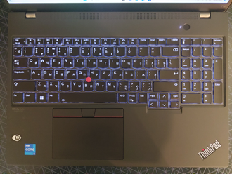 Lenovo ThinkPad T16 Gen 1 (21BV006DRT) ( 16.0 FHD IPS i5-1240P  Intel Iris Xe Graphics 16Gb  512SSD )