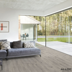 Декор ламината Alloc Original Дуб Серая Акварель 4573 в интерьере комнаты