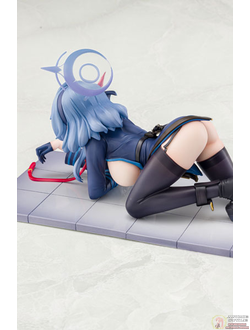 Фигурка 1/7 Ако Амау (Ako Amau Memorial Lobby ver.)