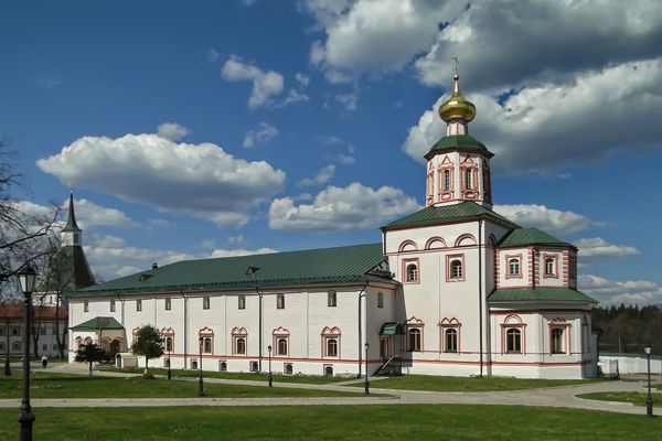Богоявленская церковь с трапезной