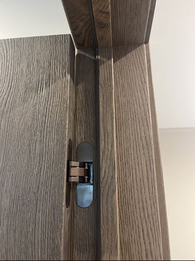 ВЫСОТА 2300 мм/ ОКА Беларусь. МАССИВ ДУБА/ BOTEGA LEGNO, модель LEGNO 1/ тонировка ГАЛИФАКС ТАБАК/ ПОЛОТНО ГЛУХОЕ