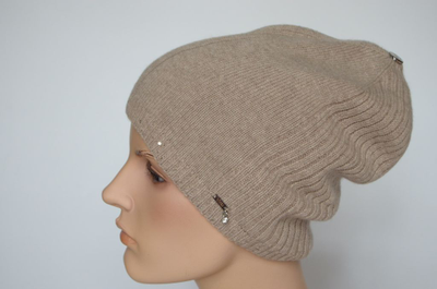 Шапка Vizio 1103 CL бежевая