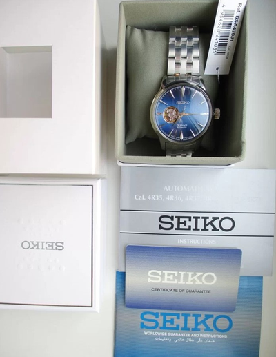 Наручные часы Seiko SSA439J1