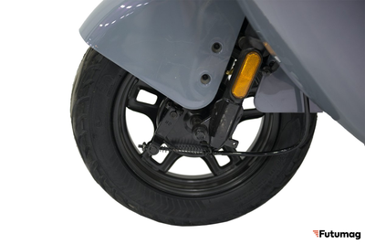 Электротрицикл Rutrike Неон фиолетовый
