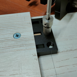 Кондуктор для сверления отверстий в торец и плоскость из алюминия