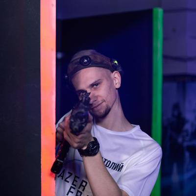 Активный корпоратив в Санкт-Петербурге с лазертагом, банкетным залом и ведущим