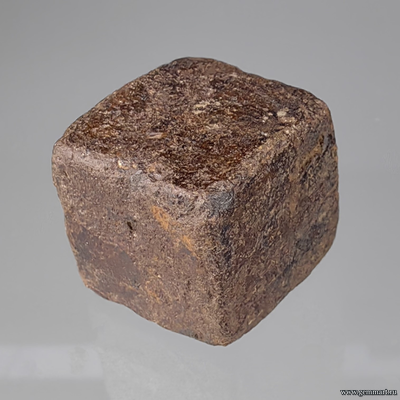 Лимонит по пириту. Южный Урал. Россия. 20*19*19мм