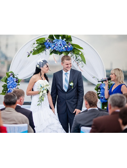 Регистратор+DJ с аппаратурой на выездную церемонию бракосочетания