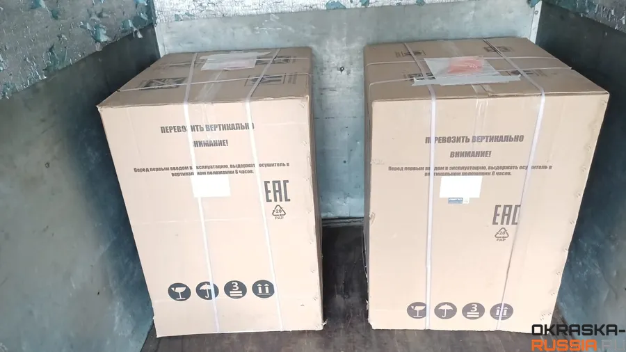 Упаковка осушителей воздуха ASPRO DRY90. Для перевозки используется машина Хёндай Портер