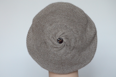 Женский берет из шерсти альпака и шелка