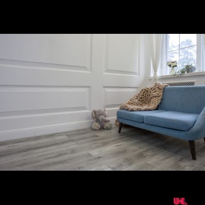 SPC ламинат Damy Floor Family Дуб Рустикальный Серый / Rustic Gray Oak TCM369-28 43 класс толщина 4.0 мм с фаской замковый 2.635 м2