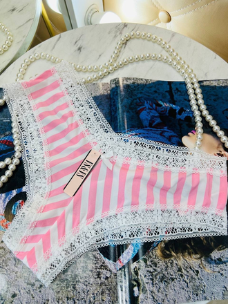 Трусы в стиле Виктория Сикрет с принтом 3 шт