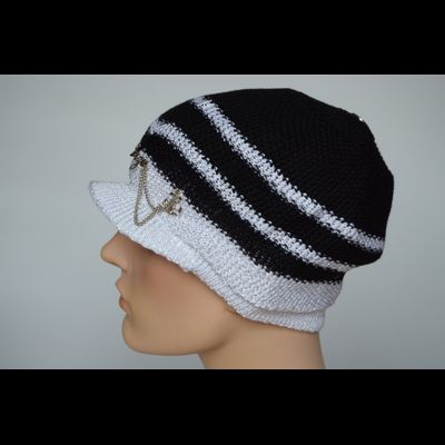 женская кепка вязаная из женской коллекции кепок вязаных от дизайнера женских головных уборов Италия