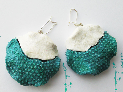 Сказки братьев Гримм. Круглые серьги в стиле фэнтези из коллекции волшебных украшений Винсенто