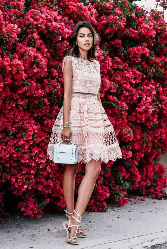 Работа для девушек в досуге на лучших условиях!