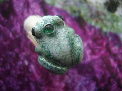 Кольцо-талисман с изумрудом "Исполняющая желания, Древняя Лягушка"