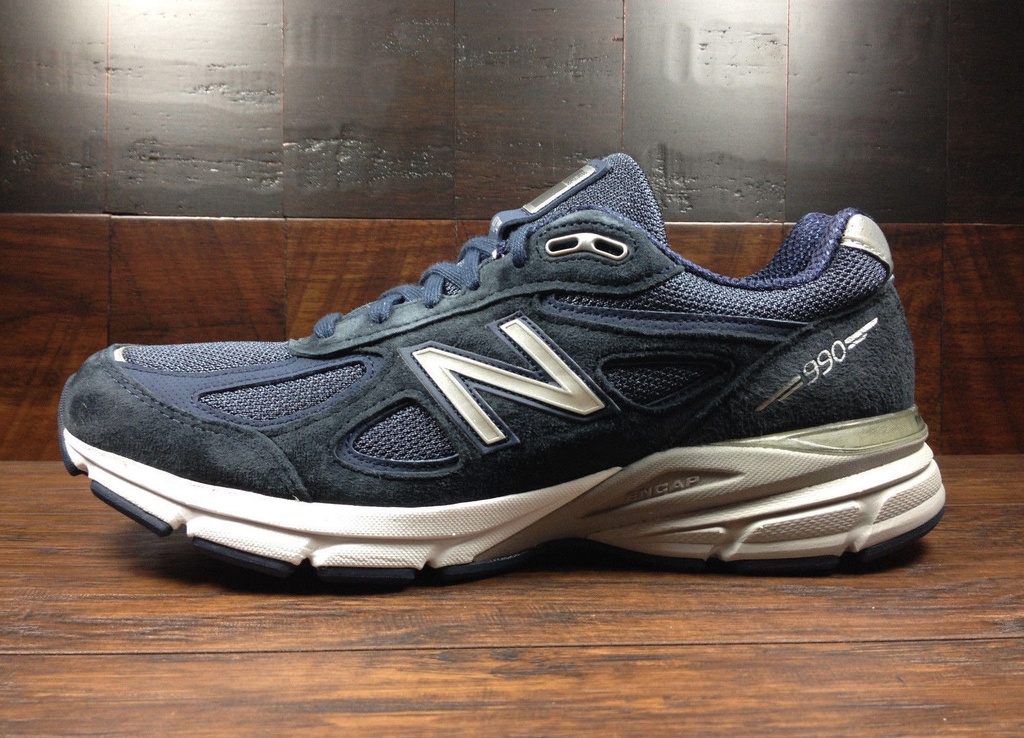 New balance 990 nv4 2025