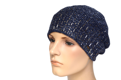 Синий весенний берет со стразами