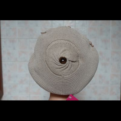 женская кепка Италия Vizio 4876 с бантиками бежевая