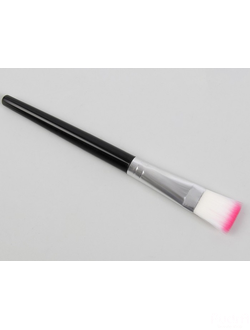 QUEEN FAIR Кисть для масок прямоугольная 16см черная