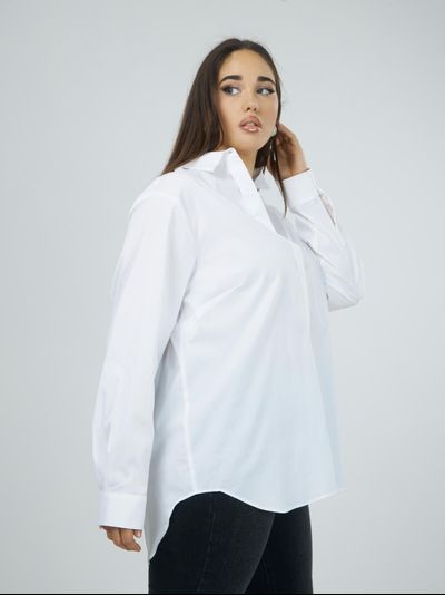 Белая женская рубашка
