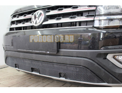Защита радиатора Volkswagen Teramont 2017- black низ с камерой и парктроником