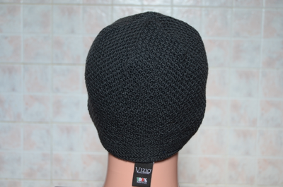 seraya-muzhskaya-shapka-vizio-iz-temno-seroy-shersti-kupit