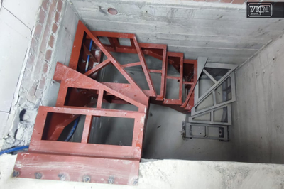 мк №19. двойной косоур под зашивку с прямыми и поворотными ступенями