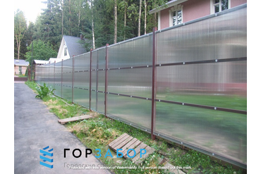 Забор для дачи из поликарбоната