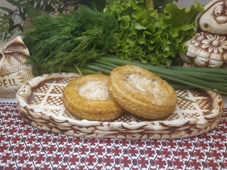 ВОЛОВАН С КУРИЦЕЙ И ГРИБАМИ (90 гр)