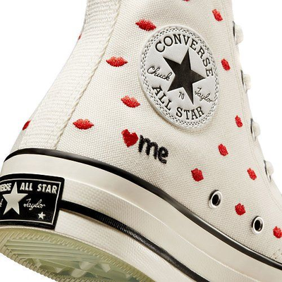 Converse chuck love cheap