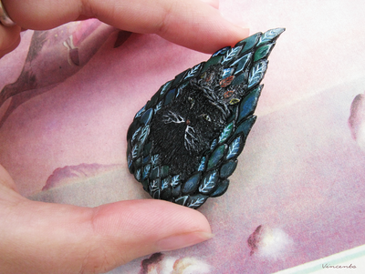 Необычная брошь в стиле Энди Кехо "Кот Леса - Дух Ветвей"