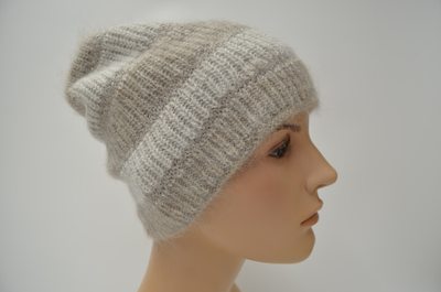 шапка Визио в полоску